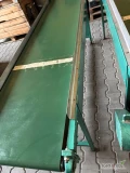 Sprzedam dwa stoły podajniki 250cm długości. Cena za 2 szt.