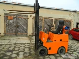 SPRZEDAM WÓZEK WIDŁOWY RAK 7 Z GAZEM SILNIK C330  GARAŻOWANY  KOŁA POMPOWANE MA WSPOMAGANIE KIEROWNICY  SILNIK JAK I CAŁY SUCHY BEZ...