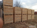 Sprzedam Skrzyniopalety drewniane 120x120x120 wzmacniane skręcane solidne przygotowane pod wywrot mogę wykonać również inne wymiary...