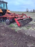 sprzedam talerzowke 3 metry agrofactory z walem rurowym ,talerze 510 .