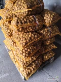 Sprzedam ziemniaki drobne lulka  świeżo kopane i przerobione we worki po 15 kg, bez zanieczyszczeń ilość 600 kg