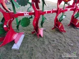 Sprzedam Pług 4 skibowy obrotowy