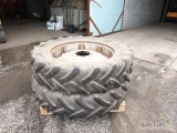 sprzedam koła 13,6 r 38, stan dobry, MICHELIN opony... cena za 2 szt., otwór 22cm