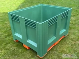 Skrzyniopalety plastikowe PALBOX /Kisteny/ 650 LitrówPalbox 110 FIB Wymiary zewnętrzne 1200x1000x785 mm Pojemność użytkowa : 650...